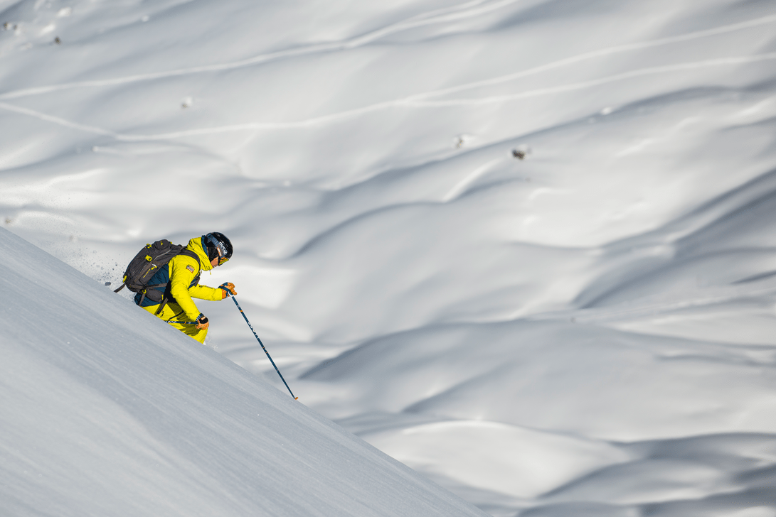 solo skiing in the alps