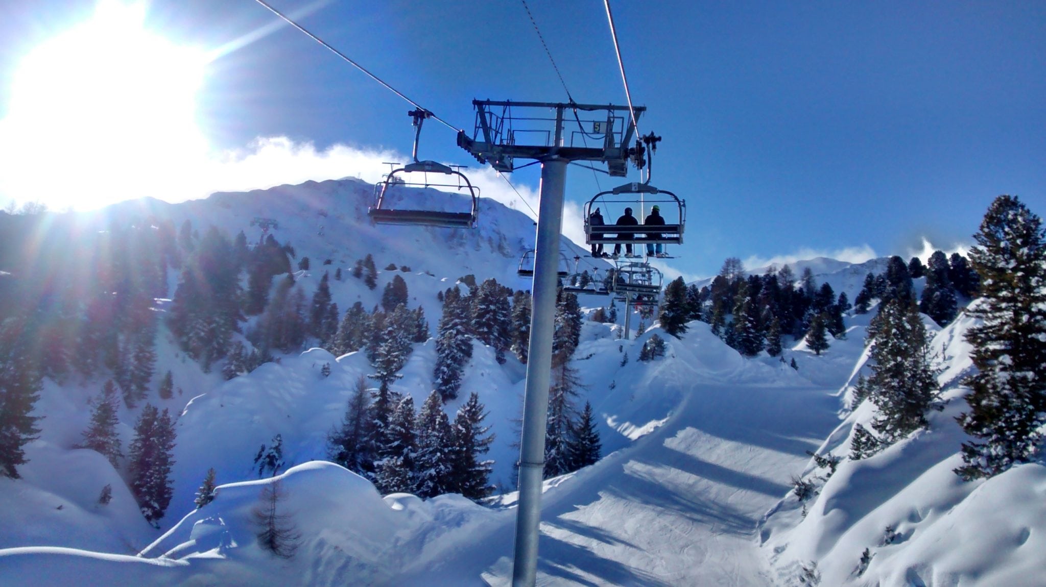 perfect piste skiing in La Plagne